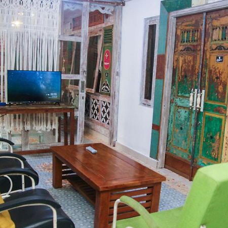Budarno Homestay Kejayan Kültér fotó